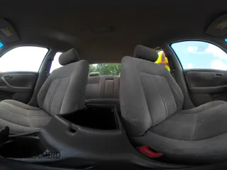 1997 Toyota Camry LE z VIN 4T1BG22K7VU818805, wystawiony jako IAAI lot #42105925 z przebiegiem 140 960 mil mil oraz . Historia ofert i sprzedaży dostępna na DreamBid. Obrazek 18.