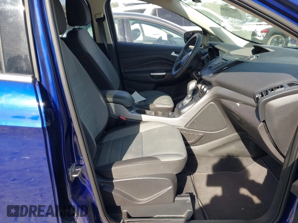 2016 Ford Escape SE with VIN 1FMCU0G7XGUA08559, listed as a IAAI auction lot 41795275 with 98,354 mi miles. Bid and sale history available at carsss.com. Image 5.