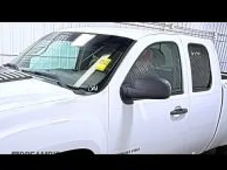 2011 GMC Sierra 2500HD Work Truck z VIN 1GT22ZCGXBZ435266, wystawiony jako IAAI lot #42532692 z przebiegiem 222 069 mil mil oraz . Historia ofert i sprzedaży dostępna na DreamBid. Obrazek 1.