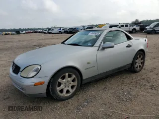 1999 Mercedes-Benz SLK 230/320 z VIN WDBKK47F8XF113429, wystawiony jako Copart lot #54306075 z przebiegiem 188 446 mil mil oraz Szkoda całkowita • Salvage title. Historia ofert i sprzedaży dostępna na DreamBid. Obrazek 1.