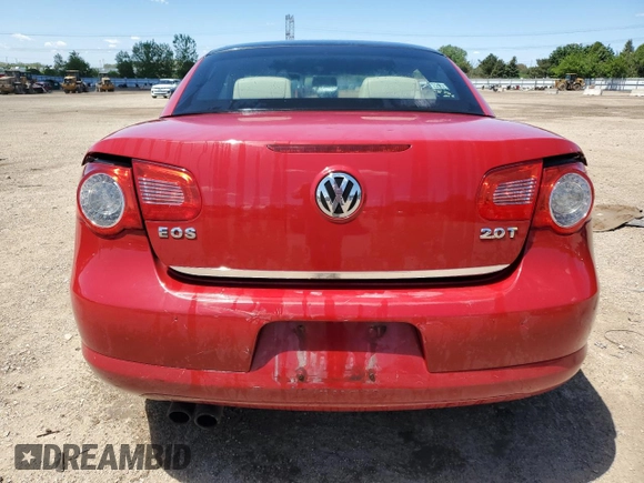 2008 Volkswagen Eos Turbo z VIN WVWBA71F28V040872, wystawiony jako Copart lot #58146495 z przebiegiem 158 657 mil mil oraz Szkoda całkowita • Salvage title. Historia ofert i sprzedaży dostępna na DreamBid. Obrazek 6.