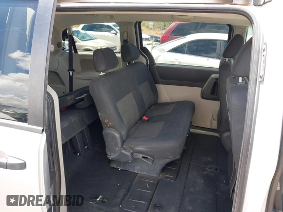2008 Dodge Grand Caravan SE with VIN 2D8HN44H78R667145, listed as a IAAI auction lot 42654330 with 230,966 mi miles and . Bid and sale history available at DreamBid. Image 8.