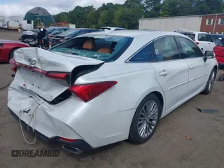 2019 Toyota Avalon XLE z VIN 4T1BZ1FB5KU009197, wystawiony jako IAAI lot #40331217 z przebiegiem 35 927 mil mil oraz . Historia ofert i sprzedaży dostępna na DreamBid. Obrazek 4.