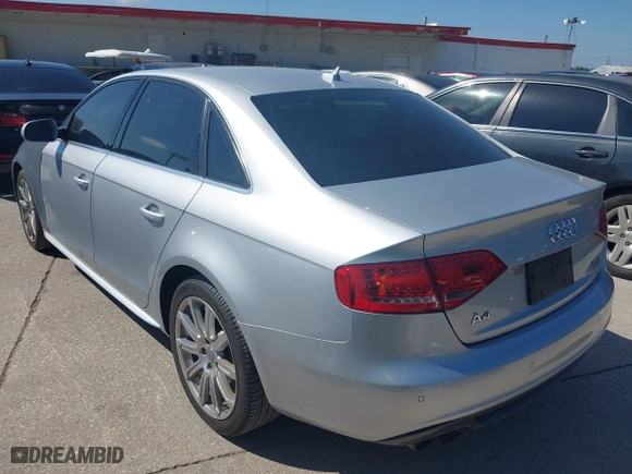 2012 Audi A4 2.0T Premium Plus with VIN WAUFFAFL4CN001656, listed as a IAAI auction lot 42098333 with 1 mi miles. Bid and sale history available at carsss.com. Image 3.