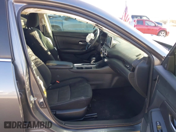 2021 Nissan Sentra SV with VIN 3N1AB8CV1MY221464, listed as a IAAI auction lot 41668918 with 80,819 mi miles and . Bid and sale history available at DreamBid. Image 5.
