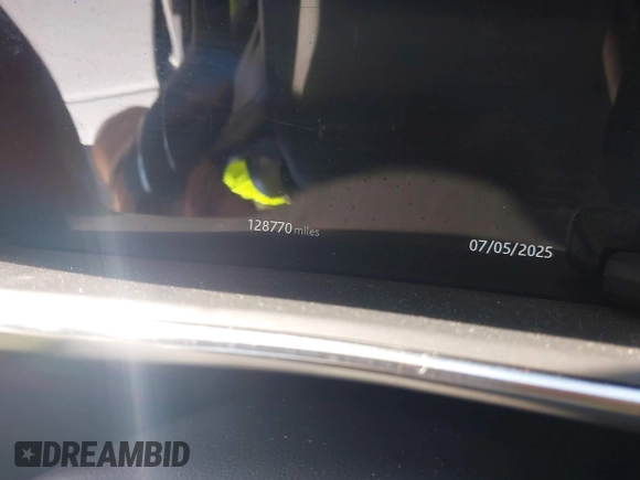 2019 Land Rover Range Rover Sport HSE with VIN SALWR2RV2KA420472, listed as a IAAI auction lot 42216052 with 128,770 mi miles and . Bid and sale history available at DreamBid. Image 16.