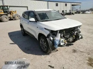 2024 Kia Seltos LX with VIN KNDEPCAA5R7489218, listed as a Copart auction lot 48471705 with 21,754 mi miles and Salvage Title. Bid and sale history available at carsss.com. Image 11.