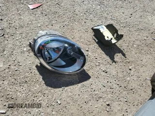 2016 Volkswagen Beetle S с VIN 3VWF07AT3GM606019, выставлен на аукционе Copart как лот 56058815 с пробегом Не указан миль и Списание • Salvage title. История ставок и продаж доступна на DreamBid. Изображение 12.