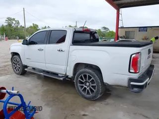 2018 GMC Canyon 4WD Denali with VIN 1GTP6EE16J1171424, listed as a IAAI auction lot 41397106 with 105,922 mi miles. Bid and sale history available at carsss.com. Image 15.