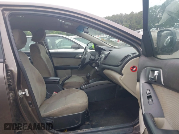 2013 Kia Forte EX with VIN KNAFU4A25D5719014, listed as a IAAI auction lot 42079529 with 222,801 mi miles. Bid and sale history available at carsss.com. Image 5.