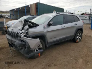 2016 Jeep Cherokee Trailhawk with VIN 1C4PJMBS4GW205443, listed as a Copart auction lot 50844155 with 67,856 mi miles and Salvage Title. Bid and sale history available at carsss.com. Image 1.