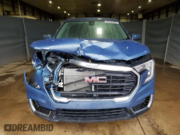 2024 GMC Terrain SLE with VIN 3GKALTEG0RL338621, listed as a Copart auction lot 54132565 with 29,271 mi miles and Clean Title. Bid and sale history available at carsss.com. Image 5.