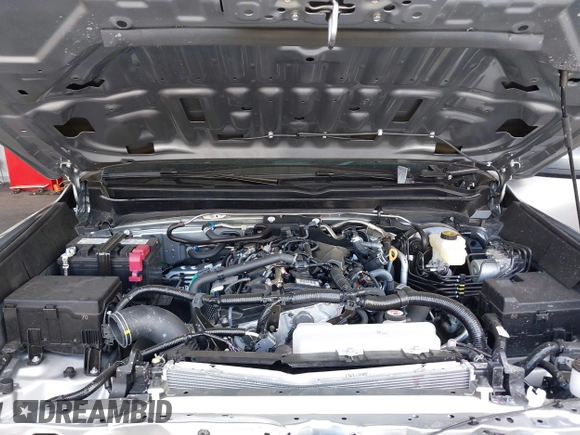 2025 Toyota Tacoma SR with VIN 3TMLB5JN7SM100983, listed as a IAAI auction lot 42220559 with 2,119 mi miles and . Bid and sale history available at DreamBid. Image 10.