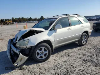 2001 Lexus RX 300 with VIN JTJGF10U410085879, listed as a Copart auction lot 77654714 with 226,528 mi miles and Salvage Title. Bid and sale history available at carsss.com. Image 1.