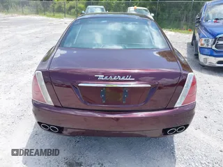 2007 Maserati Quattroporte z VIN ZAMFE39A670031803, wystawiony jako IAAI lot #42341941 z przebiegiem 27 565 mil mil oraz . Historia ofert i sprzedaży dostępna na DreamBid. Obrazek 16.