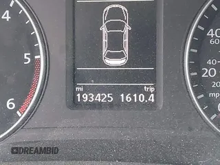 2014 Volkswagen Passat SE с VIN 1VWBN7A39EC085032, выставлен на аукционе IAAI как лот 41931302 с пробегом 193 425 миль миль и . История ставок и продаж доступна на DreamBid. Изображение 15.