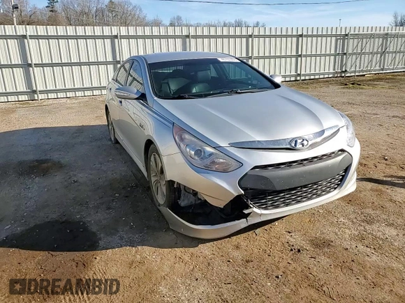 2013 Hyundai Sonata with VIN KMHEC4A45DA100032, listed as a Copart auction lot 46705995 with 124,544 mi miles and Salvage Title. Bid and sale history available at DreamBid. Image 10.