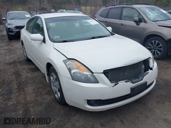 2008 Nissan Altima 2.5 SL with VIN 1N4AL21E28N551231, listed as a IAAI auction lot 42034911 with 139,853 mi miles. Bid and sale history available at carsss.com. Image 1.