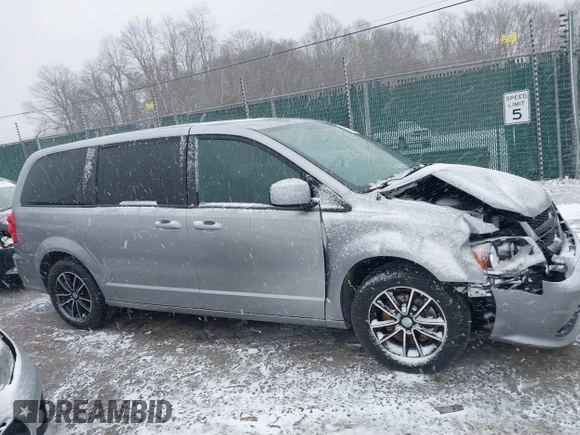 2018 Dodge Grand Caravan SE Plus with VIN 2C4RDGBG2JR254945, listed as a IAAI auction lot 41716809 with 99,404 mi miles and . Bid and sale history available at DreamBid. Image 13.
