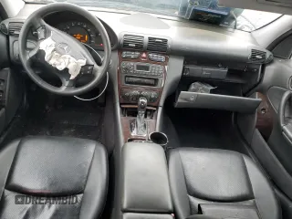 2003 Mercedes-Benz C 240 z VIN WDBRF81J93F439211, wystawiony jako Copart lot #79460514 z przebiegiem 116 596 mil mil oraz Szkoda całkowita • Salvage title. Historia ofert i sprzedaży dostępna na DreamBid. Obrazek 8.