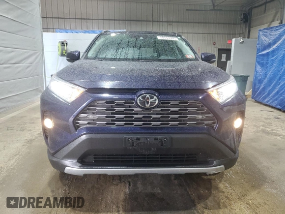 2019 Toyota RAV4 Limited with VIN 2T3N1RFV8KC055886, listed as a Copart auction lot 50553305 with 70,190 mi miles and Salvage Title. Bid and sale history available at carsss.com. Image 5.