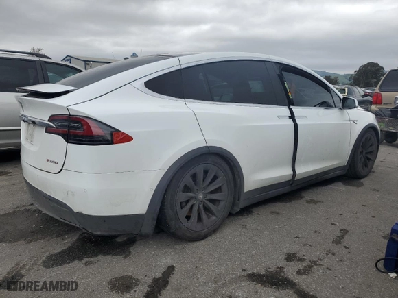 2016 Tesla Model X 70D with VIN 5YJXCAE27GF001762, listed as a Copart auction lot 47261873 with 119,010 mi miles. Bid and sale history available at carsss.com. Image 3.