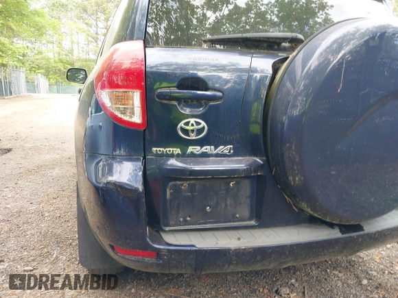 2007 Toyota RAV4 with VIN JTMZK33V176009372, listed as a IAAI auction lot 42145001 with 193,270 mi miles. Bid and sale history available at carsss.com. Image 6.