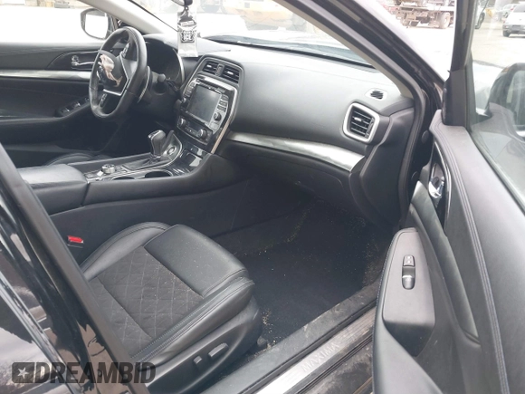 2017 Nissan Maxima SV with VIN 1N4AA6AP3HC421484, listed as a IAAI auction lot 40771426 with 157,024 mi miles and . Bid and sale history available at DreamBid. Image 5.