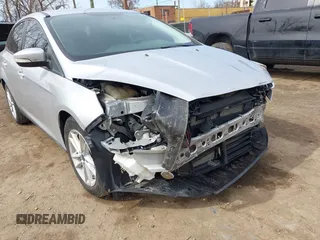 2017 Ford Focus SE with VIN 1FADP3F28HL300618, listed as a IAAI auction lot 41856517 with 35,491 mi miles. Bid and sale history available at carsss.com. Image 6.