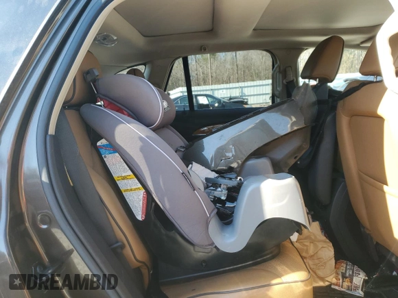 2011 Lincoln MKX z VIN 2LMDJ6JK8BBJ13892, wystawiony jako Copart lot #88861145 z przebiegiem 203 765 mil mil oraz Szkoda całkowita • Salvage title. Historia ofert i sprzedaży dostępna na DreamBid. Obrazek 10.
