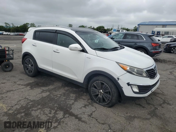 2015 Kia Sportage EX with VIN KNDPCCAC9F7692369, listed as a Copart auction lot 58847895 with 250,000 mi miles and Salvage title. Bid and sale history available at DreamBid. Image 4.