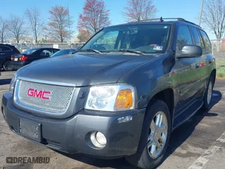 2007 GMC Envoy Denali with VIN 1GKET63M672231311, listed as a IAAI auction lot 41992787 with 212,145 mi miles. Bid and sale history available at carsss.com. Image 2.