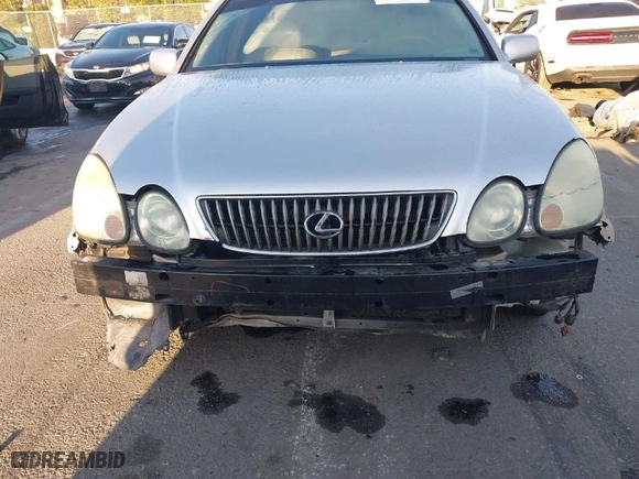 2002 Lexus GS 430 with VIN JT8BL69S620009827, listed as a IAAI auction lot 41847321 with 241,238 mi miles. Bid and sale history available at carsss.com. Image 6.