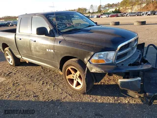 2009 Dodge Ram 1500 SLT with VIN 1D3HV18P39S803096, listed as a IAAI auction lot 39664811 with 180,966 mi miles. Bid and sale history available at carsss.com. Image 1.