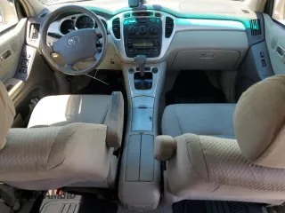2005 Toyota Highlander z VIN JTEDP21A150058704, wystawiony jako Copart lot #56957355 z przebiegiem 247 620 mil mil oraz Szkoda całkowita • Salvage title. Historia ofert i sprzedaży dostępna na DreamBid. Obrazek 8.