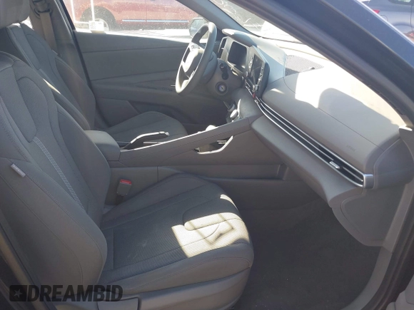 2024 Hyundai Elantra SE with VIN KMHLL4DG9RU802003, listed as a IAAI auction lot 41684367 with 2,760 mi miles and . Bid and sale history available at DreamBid. Image 5.