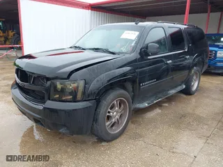 2007 Chevrolet Suburban LTZ with VIN 3GNFC16067G211277, listed as a IAAI auction lot 41862926 with 234,124 mi miles. Bid and sale history available at carsss.com. Image 2.