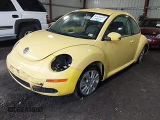 2009 Volkswagen Beetle S with VIN 3VWPW31C59M518927, listed as a IAAI auction lot 42126615 with 147,438 mi miles and . Bid and sale history available at DreamBid. Image 2.