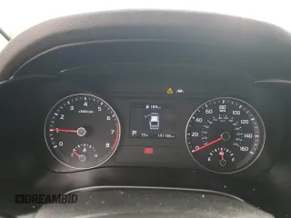 2019 Kia Forte LXS z VIN 3KPF24AD7KE005218, wystawiony jako Copart lot #56365905 z przebiegiem 141 145 mil mil oraz Szkoda całkowita • Salvage title. Historia ofert i sprzedaży dostępna na DreamBid. Obrazek 9.