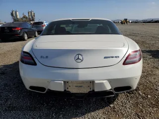 2012 Mercedes-Benz SLS AMG SLS AMG z VIN WDDRJ7HA6CA009333, wystawiony jako Copart lot #53964205 z przebiegiem 22 785 mil mil oraz Szkody całkowita. Historia ofert i sprzedaży dostępna na DreamBid. Obrazek 6.