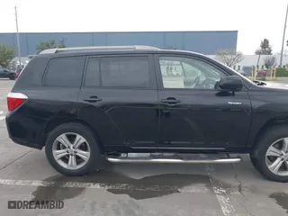 2008 Toyota Highlander Sport with VIN JTEES43A182025741, listed as a IAAI auction lot 41787557 with 168,543 mi miles. Bid and sale history available at carsss.com. Image 14.