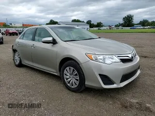 2014 Toyota Camry L with VIN 4T1BF1FK9EU468360, listed as a Copart auction lot 62743544 with 83,706 mi miles and Salvage Title. Bid and sale history available at carsss.com. Image 11.