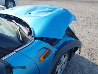 2015 MINI Hardtop 4 Door with VIN WMWXS5C56FT831505, listed as a IAAI auction lot 42155398 with 95,693 mi miles and . Bid and sale history available at DreamBid. Image 20.