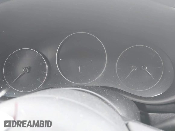 2023 Mazda 3 Premium Plus z VIN 3MZBPBEY6PM353118, wystawiony jako IAAI lot #42214522 z przebiegiem Nie podano mil oraz . Historia ofert i sprzedaży dostępna na DreamBid. Obrazek 14.