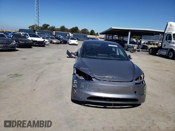 2025 Tesla Model 3 Long Range with VIN 5YJ3E1EA8SF880617, listed as a Copart auction lot 49484815 with 2,625 mi miles and Salvage Title. Bid and sale history available at DreamBid. Image 11.