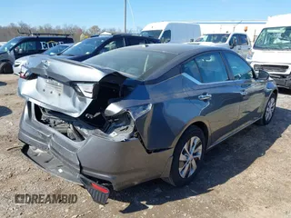 2020 Nissan Altima 2.5 S with VIN 1N4BL4BV1LC266572, listed as a IAAI auction lot 42006224 with 66,043 mi miles. Bid and sale history available at carsss.com. Image 4.