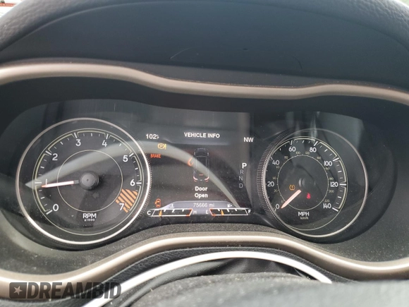 2014 Jeep Cherokee Limited with VIN 1C4PJLDB8EW256206, listed as a Copart auction lot 61712925 with 75,666 mi miles and Salvage title. Bid and sale history available at DreamBid. Image 9.