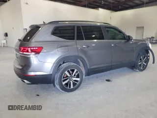2021 Volkswagen Atlas SE with VIN 1V2DP2CAXMC557210, listed as a Copart auction lot 69634074 with 37,796 mi miles and Salvage title. Bid and sale history available at DreamBid. Image 3.