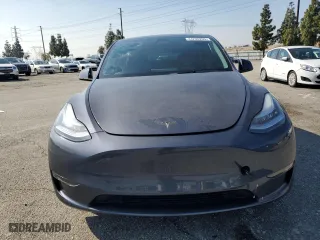 2023 Tesla Model Y Long Range with VIN 7SAYGDEE1PA061735, listed as a Copart auction lot 44200205 with 20,010 mi miles and Salvage Title. Bid and sale history available at carsss.com. Image 5.