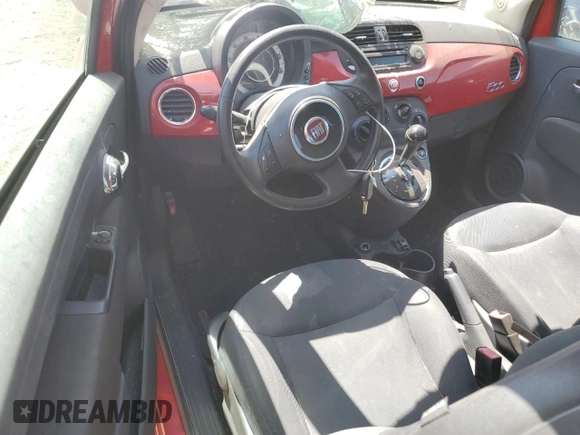 2015 FIAT 500 Pop z VIN 3C3CFFAR5FT545641, wystawiony jako Copart lot #43818425 z przebiegiem 135 264 mil mil oraz Szkoda całkowita • Salvage title. Historia ofert i sprzedaży dostępna na DreamBid. Obrazek 8.
